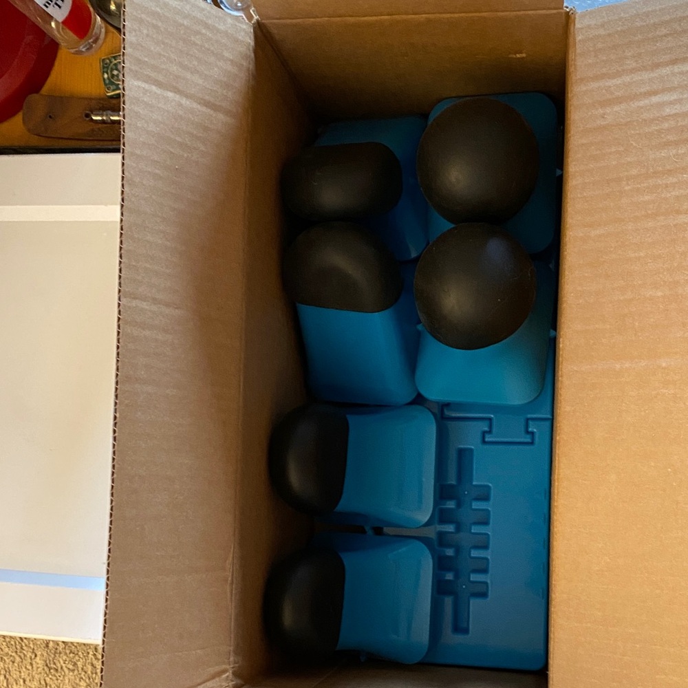 Thrival Blue and Black Deep Tissue Adjustment
